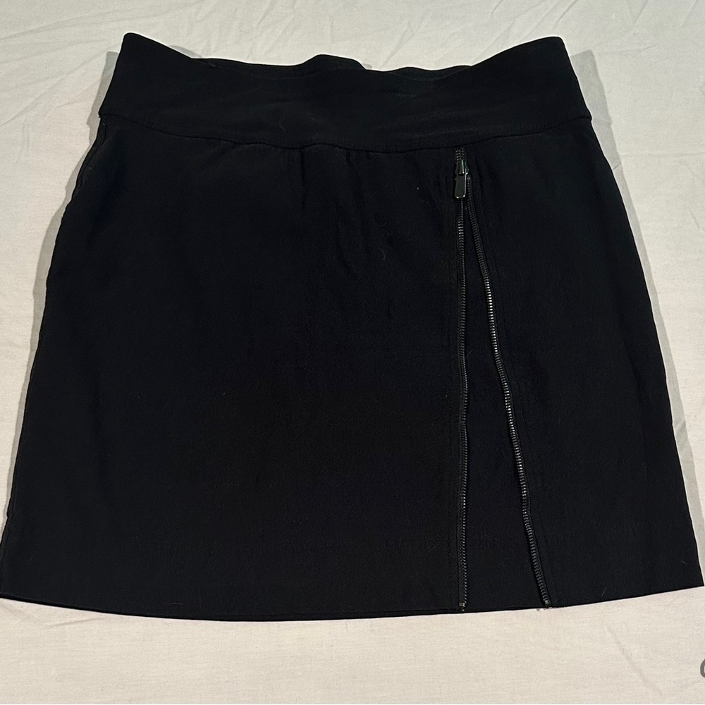 Black side zipper skort | Jofit | Medium